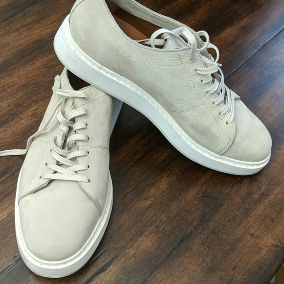 Frye Other - Frye suede shoes